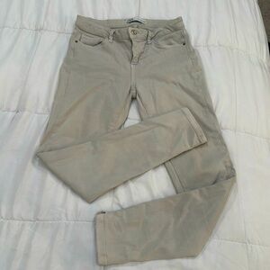 Zara Woman Denim Collection: Skinny jeans S4, light gray, excellent condition.